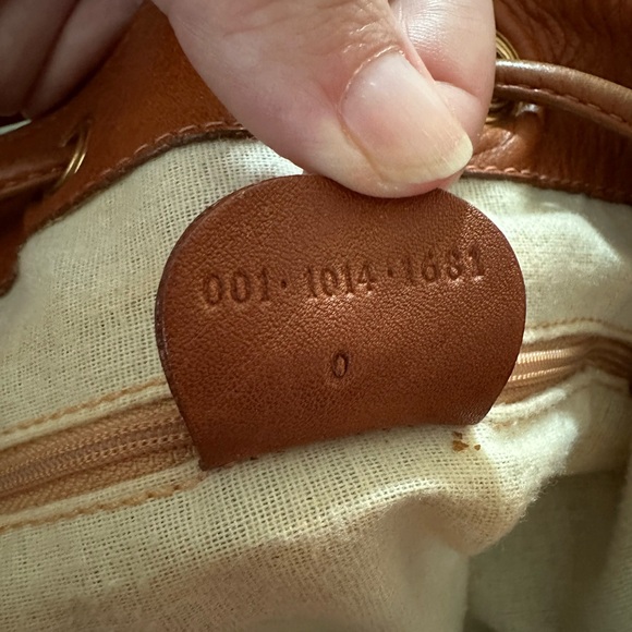 Gucci Drawstring Bucket Bag - Picture 9 of 15